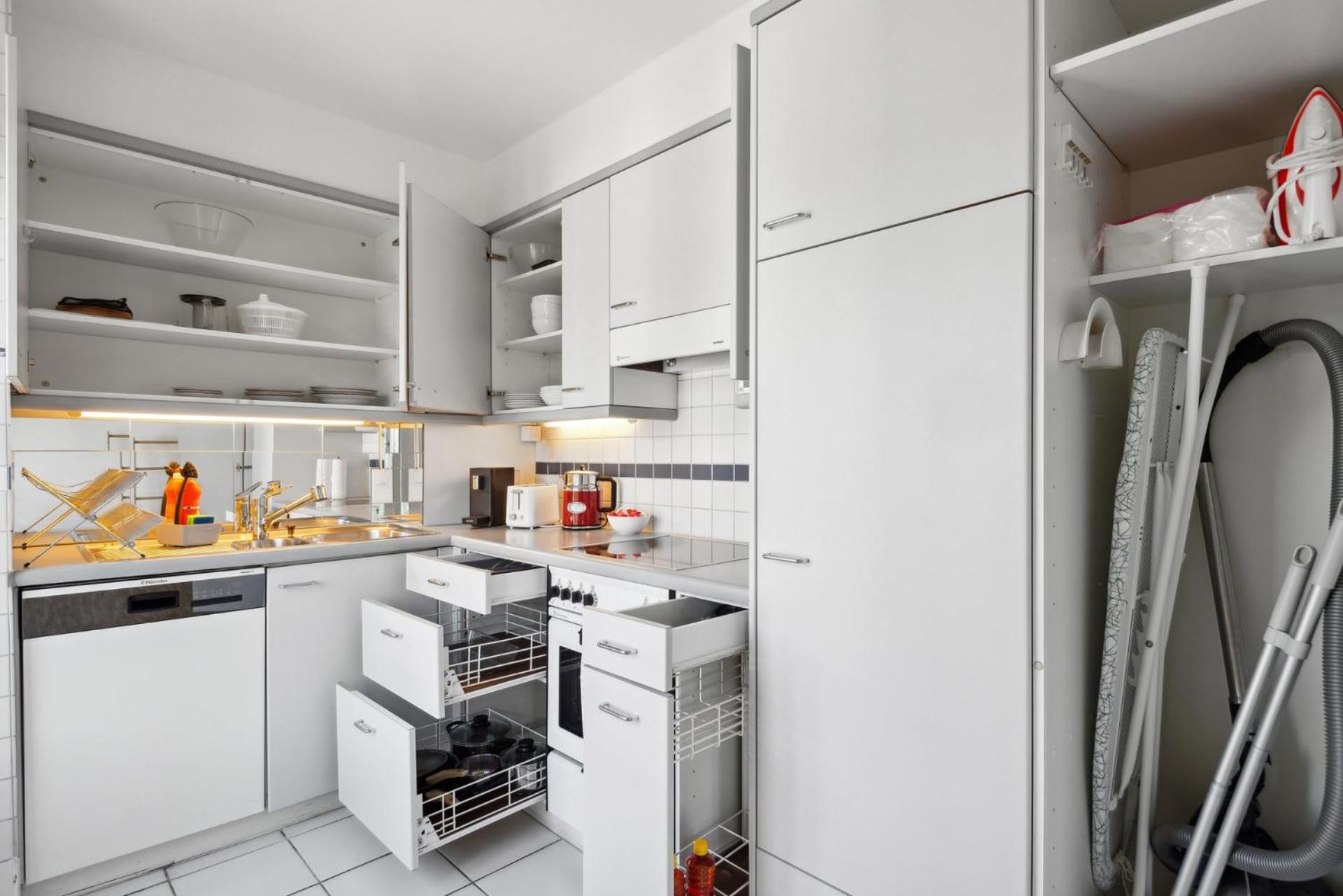 Spacious Central Apartments Hoting Цюрих Екстер'єр фото